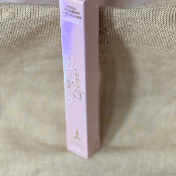 Jeffree Star Supreme Gloss Blood Sugar - Picture 3 of 4
